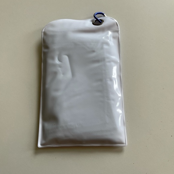 Miss to Mrs Exercise Cooling Towel - Picture 2 of 2